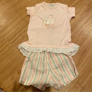 Appliqué cupcake shirt and matching shorts
